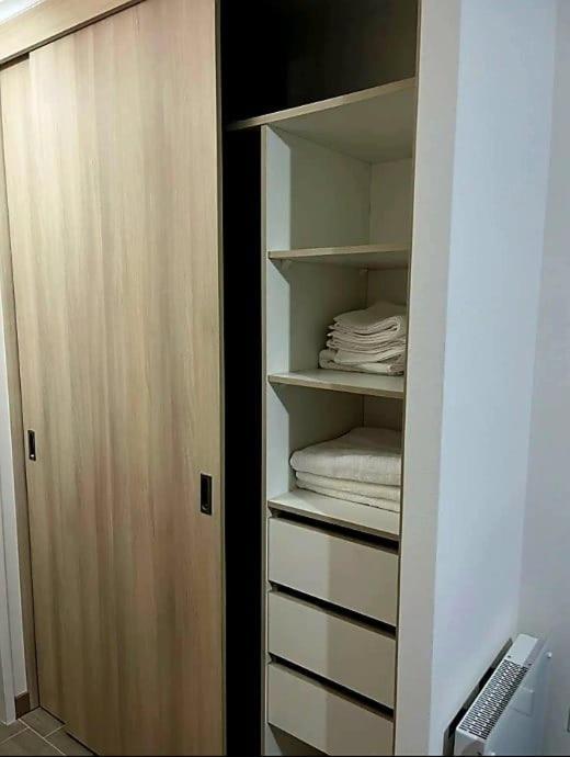 Apartamento Mall Parque Arauco I Lavadora I Wifi I Tv I Aire Acondicionado